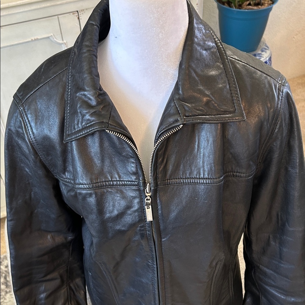 AVANTI CLASSIC HIGH QUALITY GENUINE LEATHER BLACK JACKET SZ M